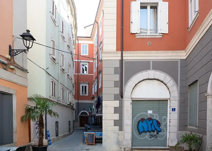 Residence Piazza Cavana